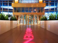 Le Méridien Dallas by the Galleria Hotels near TopGolf