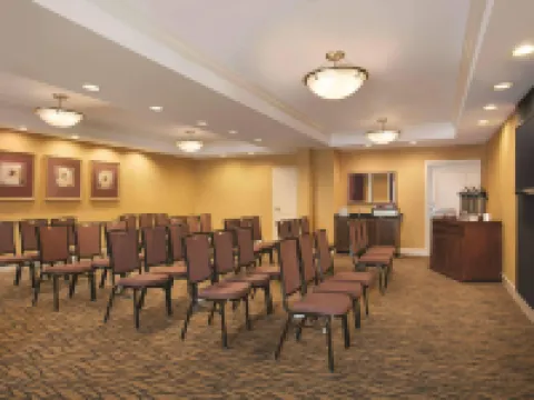 Country Inn & Suites by Radisson,  Atlanta Airport North, GA Hotels in East Point