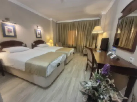 HOTEL BUYUK SUMELA 馬奇卡酒店