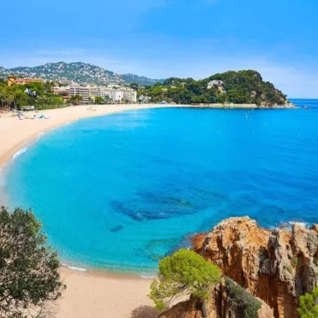 Serene Villa With Yard in Lloret de Mar