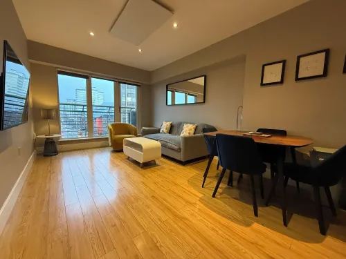 The Cardiff Apartment - balcony