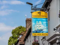 The Ship Hotel - Alloggi