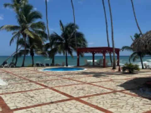 Sea front apartment, Juan Dolio San Pedro 瓜亞卡內斯酒店