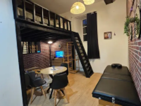 Duplex 15 min from train station, Montluçon historic center Hotels in Montlucon