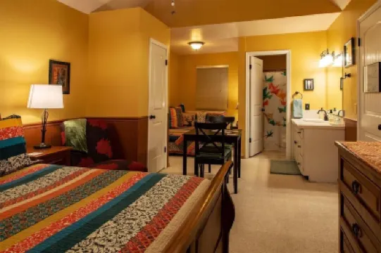 2 Cranes Inn - Zion فنادق في 