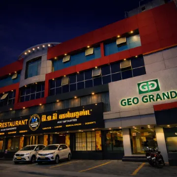 Hotel GEO Grande Отели рядом с достопримечательностью «Железнодорожный вокзал Коимбатур-Джанкшен»