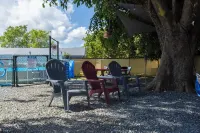 Casa Lula Beach Retreat, 3BR Near Coast, Arecibo Comfort, Nature & Relaxation