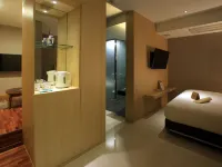 Top Cloud Hotel Suwon Hotels near Mansuk Park