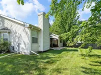 Modern Comfort Loves Park Stylish 3BR Getaway Hotels in Loves Park
