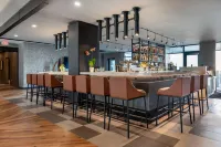 Cambria Hotel Portland Downtown Old Port - Bar