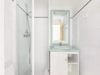 Studio 2 People Comfort Hotels near Cortail