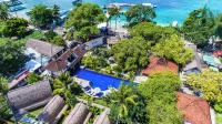 Oceans 5 Dive Resort - Parkplatz