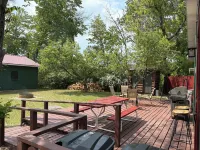 Cozy Cabin in Mio 4 Bedroom, Game Room Adjacent to Ausable River & Orv Trails