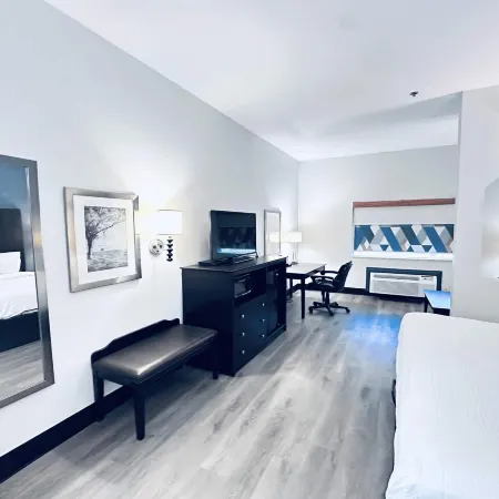 Baymont by Wyndham Ardmore I-35