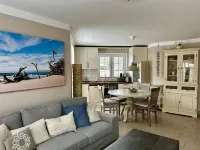 Exclusive apartment with garden and fireplace near the beach Hotels in Zingst