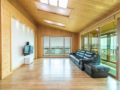Gunsan Haedle Mok Pension