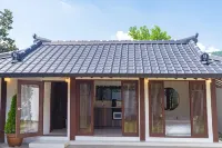 Cheongdo Jikseonji Sari Store
