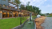 Taean Merbelle Poolvilla - سبا