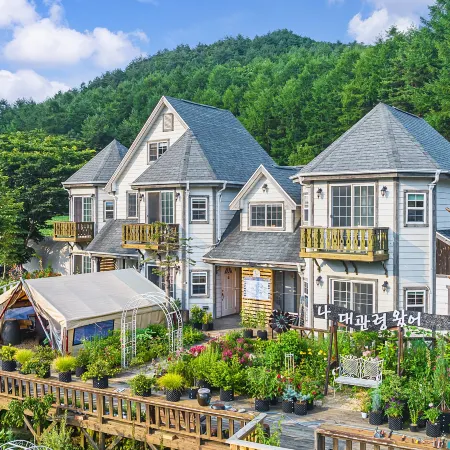 Pyeongchang. I'm in Daegwallyeong Отели рядом с достопримечательностью «Аквапарк Ocean 700»