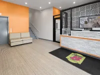 Super 8 by Wyndham Bronx Near Stadium Hotels near Convent Garden