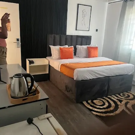 Florence Htl and Suites Отели в г. Калабар