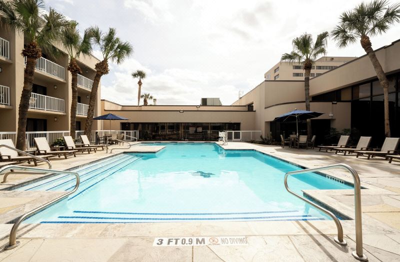 DoubleTree by Hilton Hotel Houston Hobby Airport photo 5