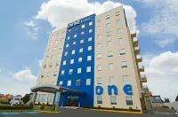 One Toluca Aeropuerto - 2星級