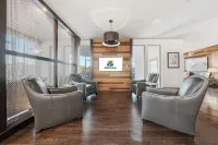 Stylish 2BR w Pool Pet-friendly Unit 13 - Huoneistot