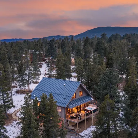 Royal Elk Lodge