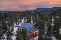 Royal Elk Lodge