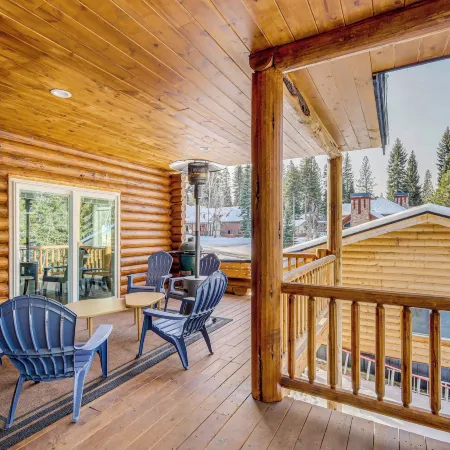 Luxury Mccall Lodge: Hike, Ski, Golf & More!