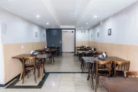 Hotel Diplomat by BSB Inn - breakfast