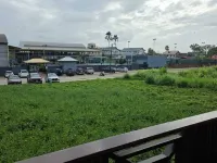 ดอลฟิน สตูดิโอส์ โรงแรมในปารามารีโบ