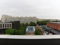 Luca - Luxury Park-View Apt with Balcony & Parking Hotels near Sector 2
