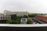 Luca - Luxury Park-View Apt with Balcony & Parking - 民宿