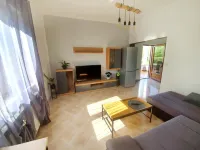 Bright accommodation near the sea in Zambratija - Apartments