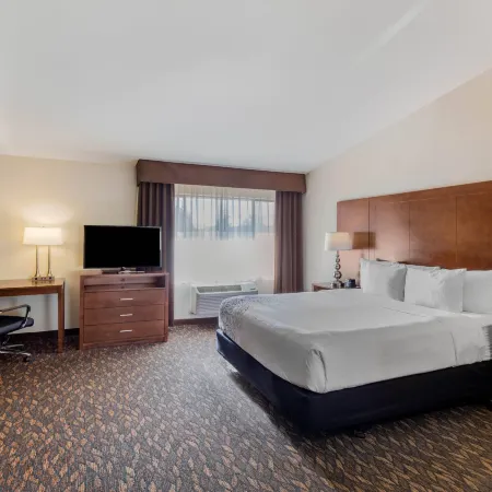 La Quinta Inn & Suites by Wyndham Oakland - Hayward