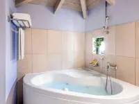 Grecotel Plaza Beach House - Romantic