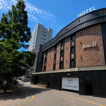 Jani B Hotel Seryu Station