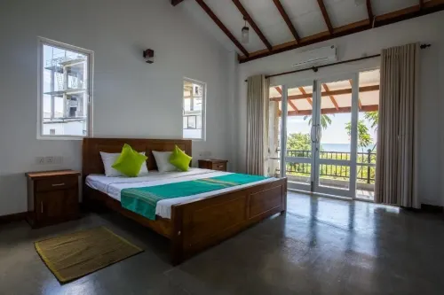 Blues Sands Beach Resort - Passikudah