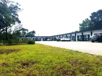 Glynlea Motel - parking