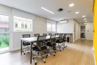 Aurora - Prédio novíssimo e Completo No Centro de São Paulo -  Ferienwohnungen