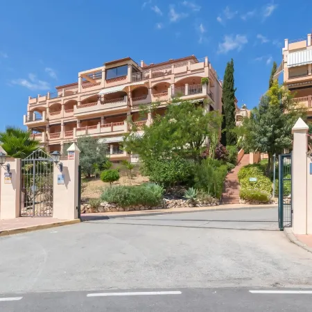 Luxury Mijas Golf, Pool & Pet Retreat - Happy Rentals