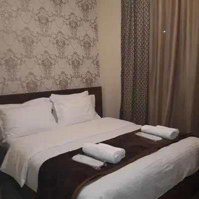 Hotel Iveria - 山景