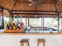 Novotel Lombok Resort & Villas - bar