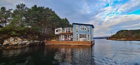 Floating Villa Bergen