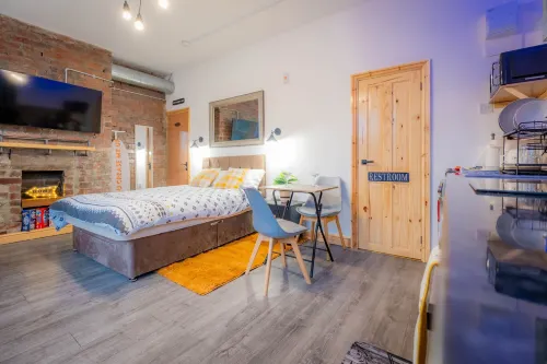 Free Parking-Nearbrudenellsocialclub&LeedsCentre - Condos