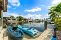 445 Watts Way - spa