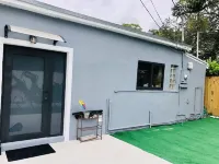 Ultimate Miami Headquarters 4 Car Parking Pet Friendly & Private Patio - Pensions