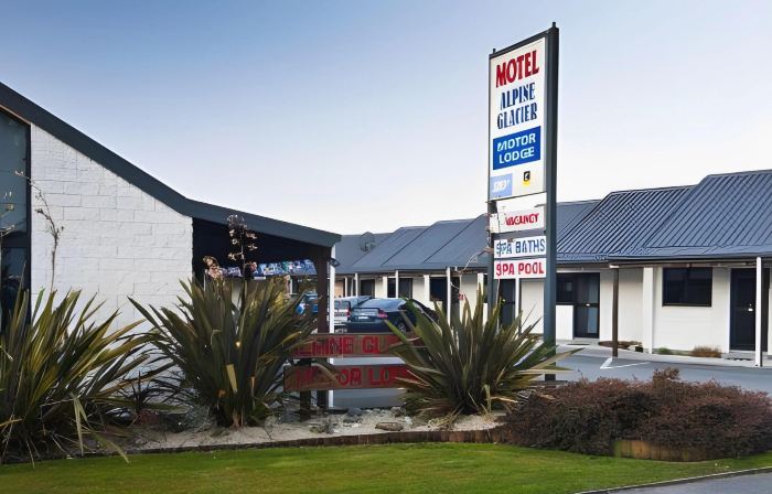Alpine Glacier Motel